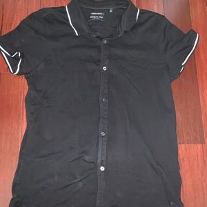 Kenneth Cole T-shirt